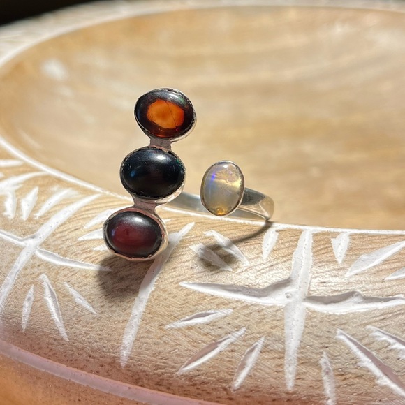 White Ethiopian Opal & Black Opal 925 Sterling Silver Four Stone Open Ring - Picture 3 of 16